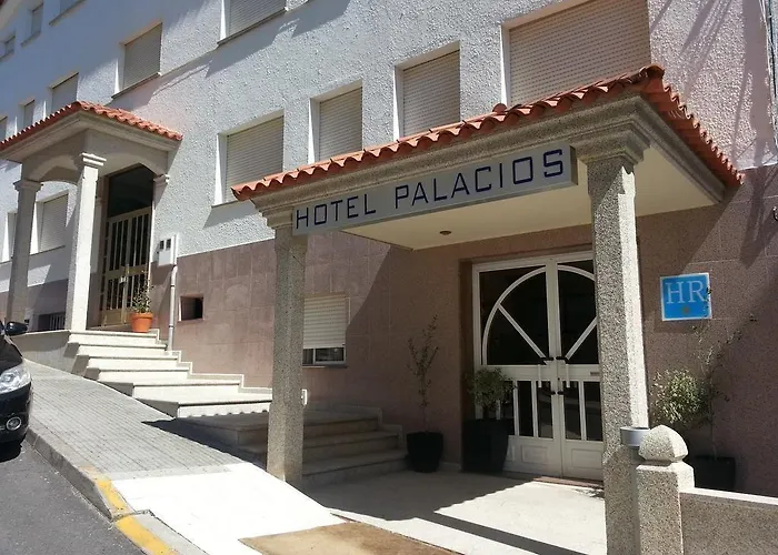 ホテル Palacios *